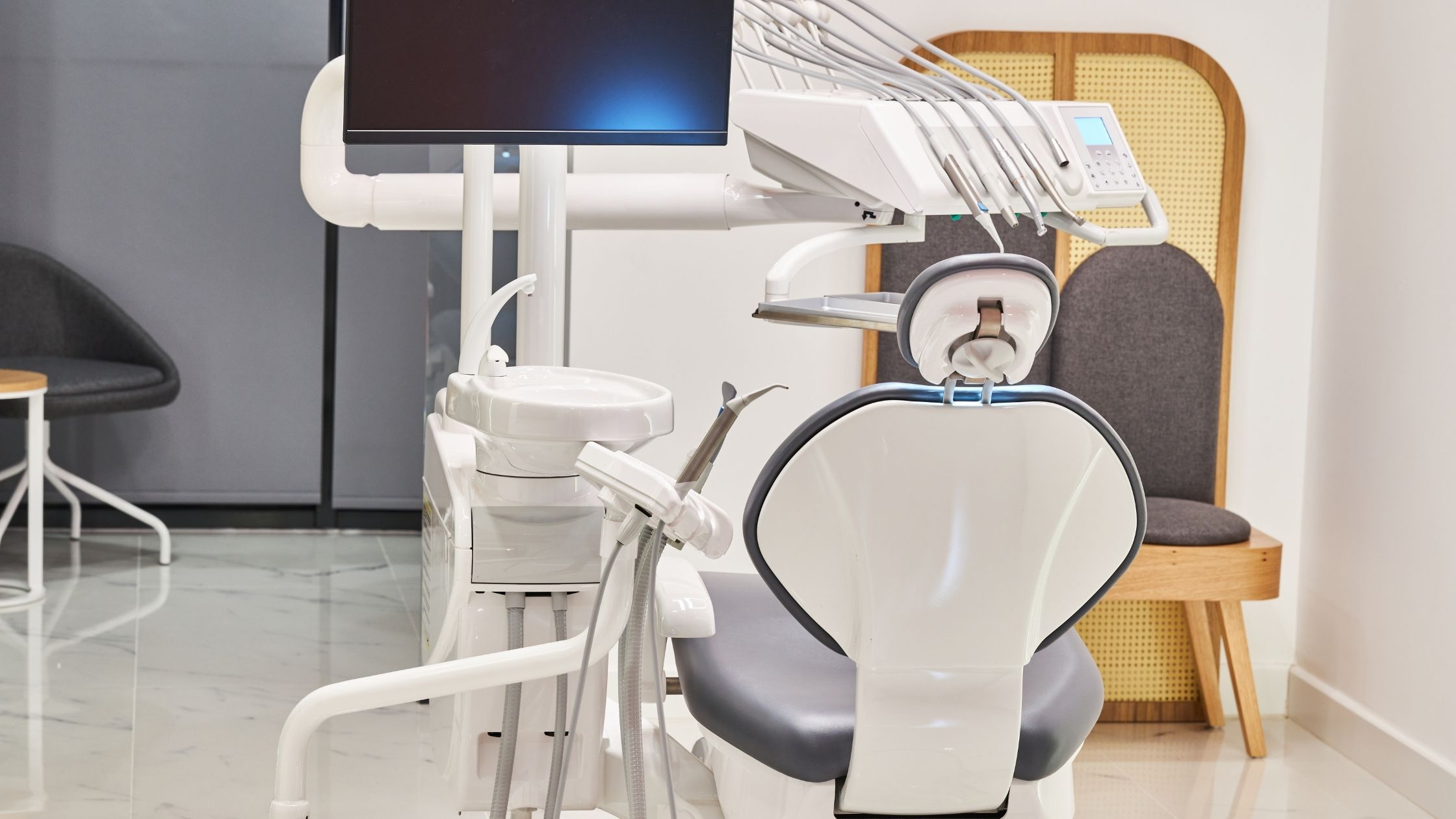Choose Dental Clinic for Dental Implants